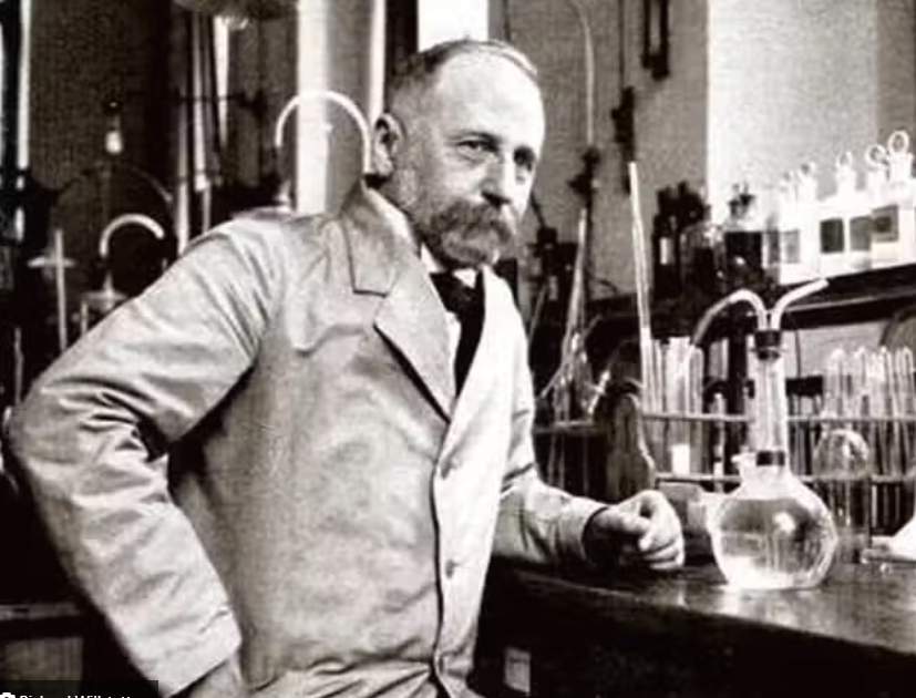 dr richard willstatter